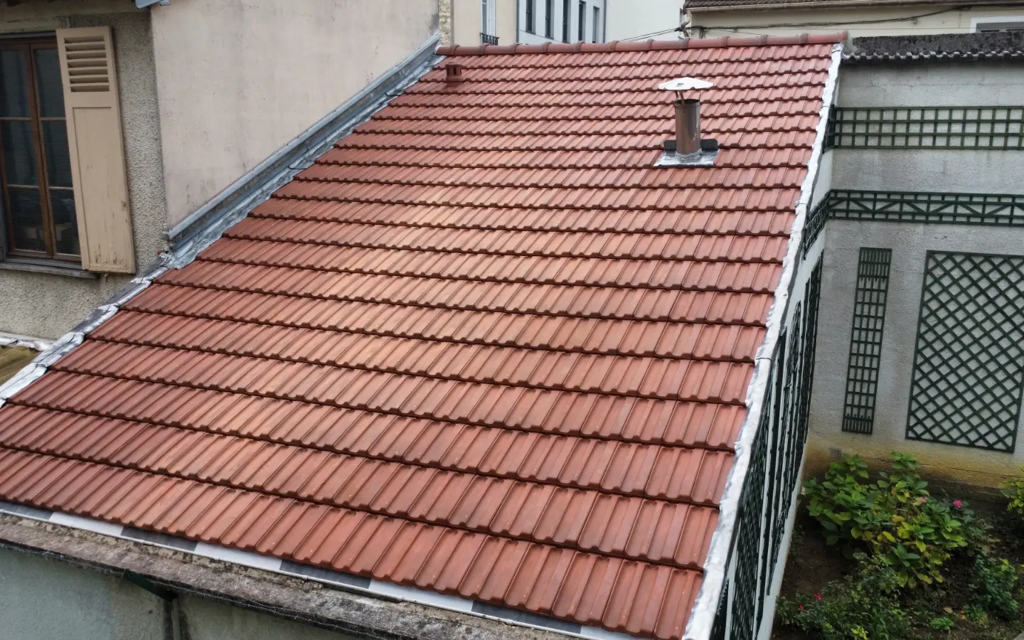 Couverture en tuiles après rénovation